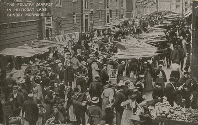 Der Geflügelmarkt, Petticoat Lane, Sonntagmorgen von English Photographer